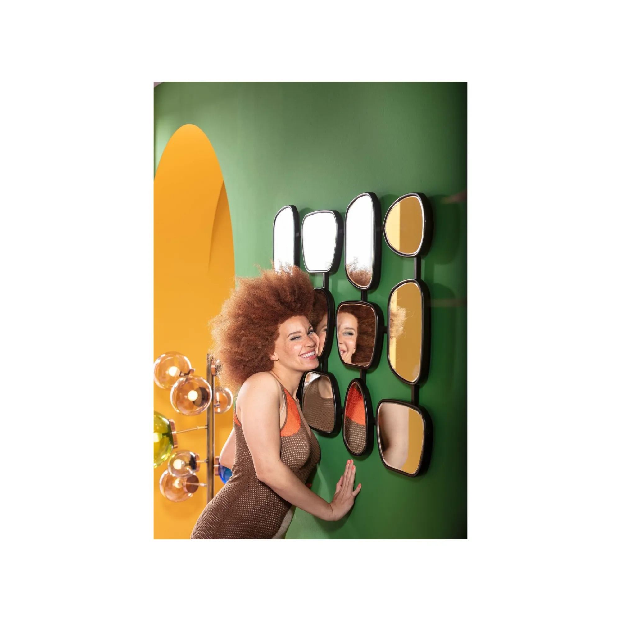 KARE Design Miroir Nastro Noir 114x80cm ^ Miroir